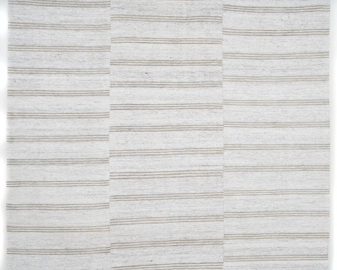 Faded Kilim Rug 6' 2" x 9' 4" | No. VR73205
