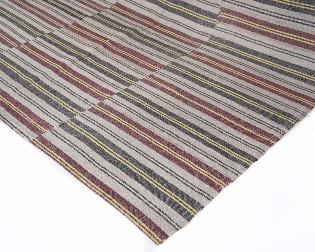 Kilim Rug 5' 11" x 9' 8" | No. VR40372
