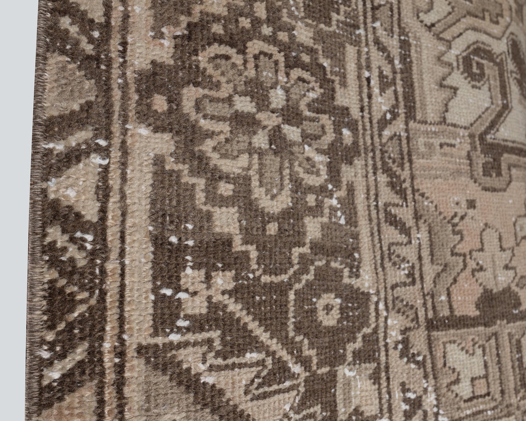 Brown Oushak Rug 9' 3" x 12' 4" | No. VR35755
