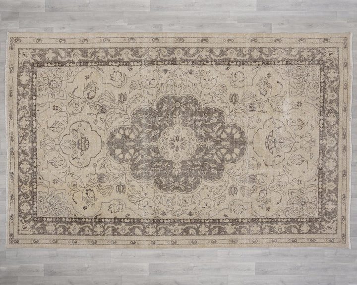 Oushak Rug 6' 7" x 10' 4" | No. VR10859