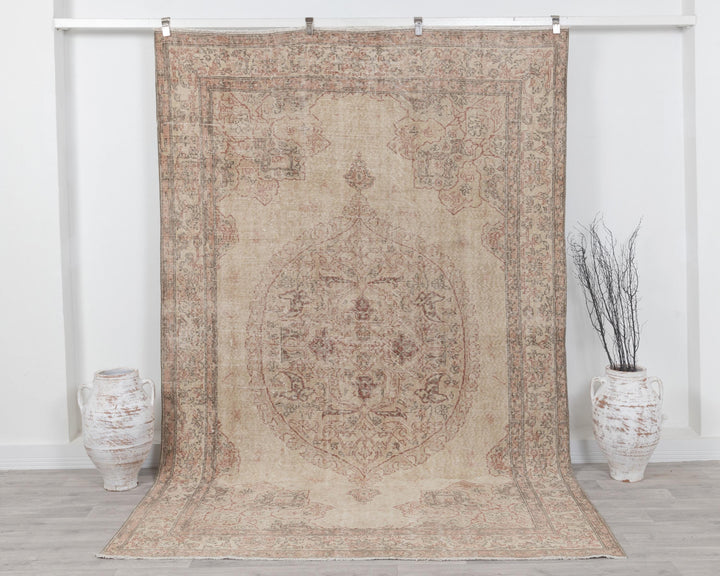 Faded Oushak Rug 6' 6" x 9' 8" | No. VR80615