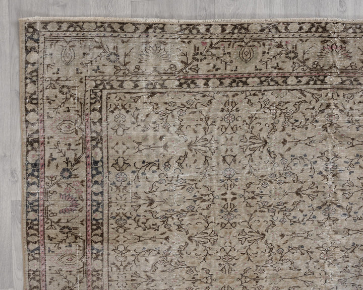 Oushak Rug 6' 4" x 9' 4" | No. VR65907
