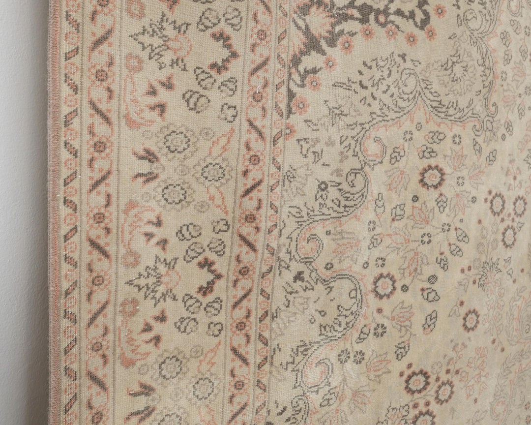 Oushak Rug 6' 5" x 9' 3" | No. VR11008