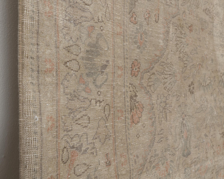 Faded Oushak Rug 6' 5" x 9' 5" | No. VR69097