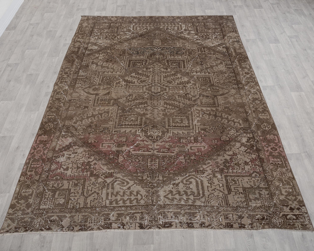Neutral Oushak Rug 8' x 11' | No. VR98975