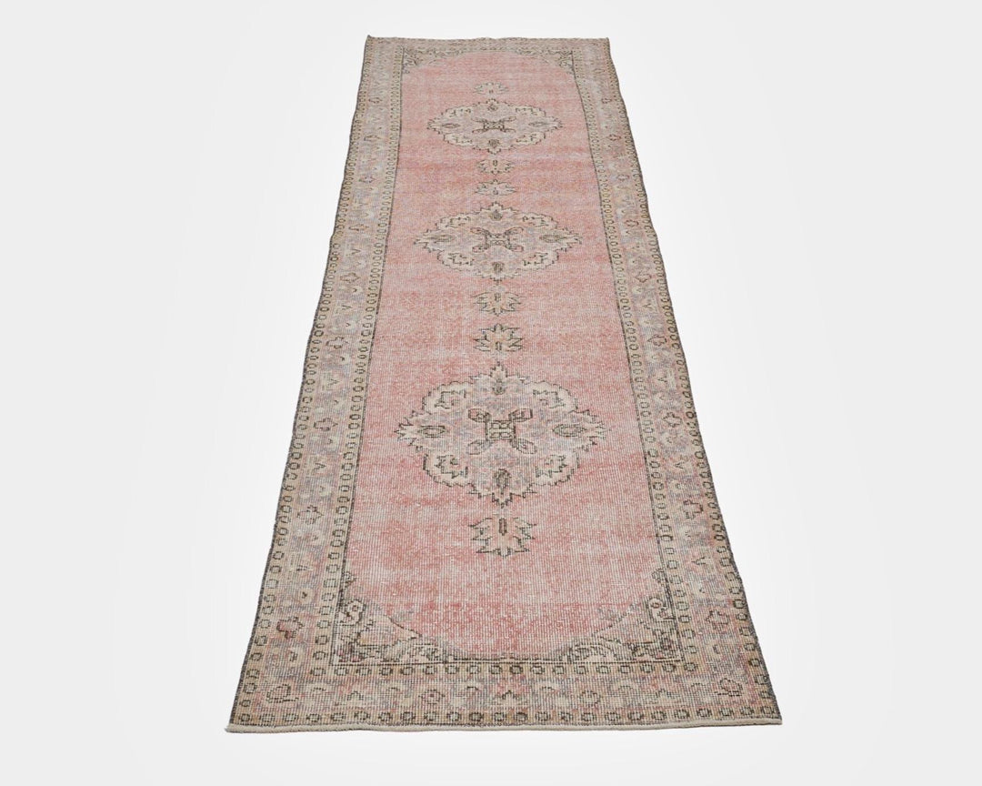 Beige Runner Rug 2' 9" x 11' 6" | No. VR16109