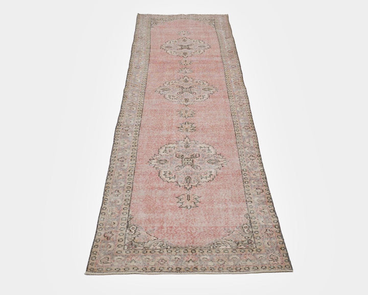 Beige Runner Rug 2' 9" x 11' 6" | No. VR16109
