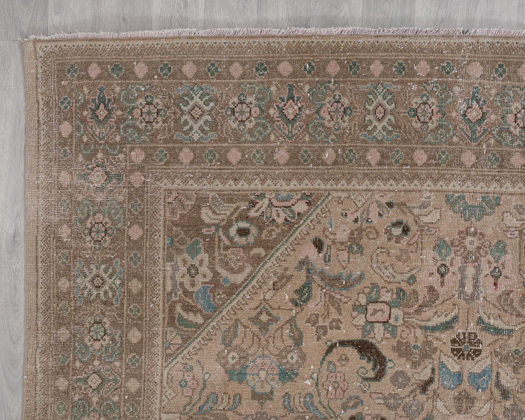 Neutral Oushak Rug 7' 1" x 10' 1" | No. VR55871