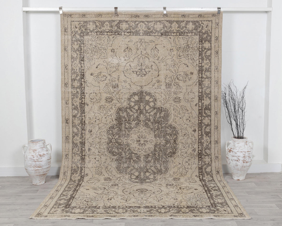 Oushak Rug 6' 7" x 10' 4" | No. VR10859