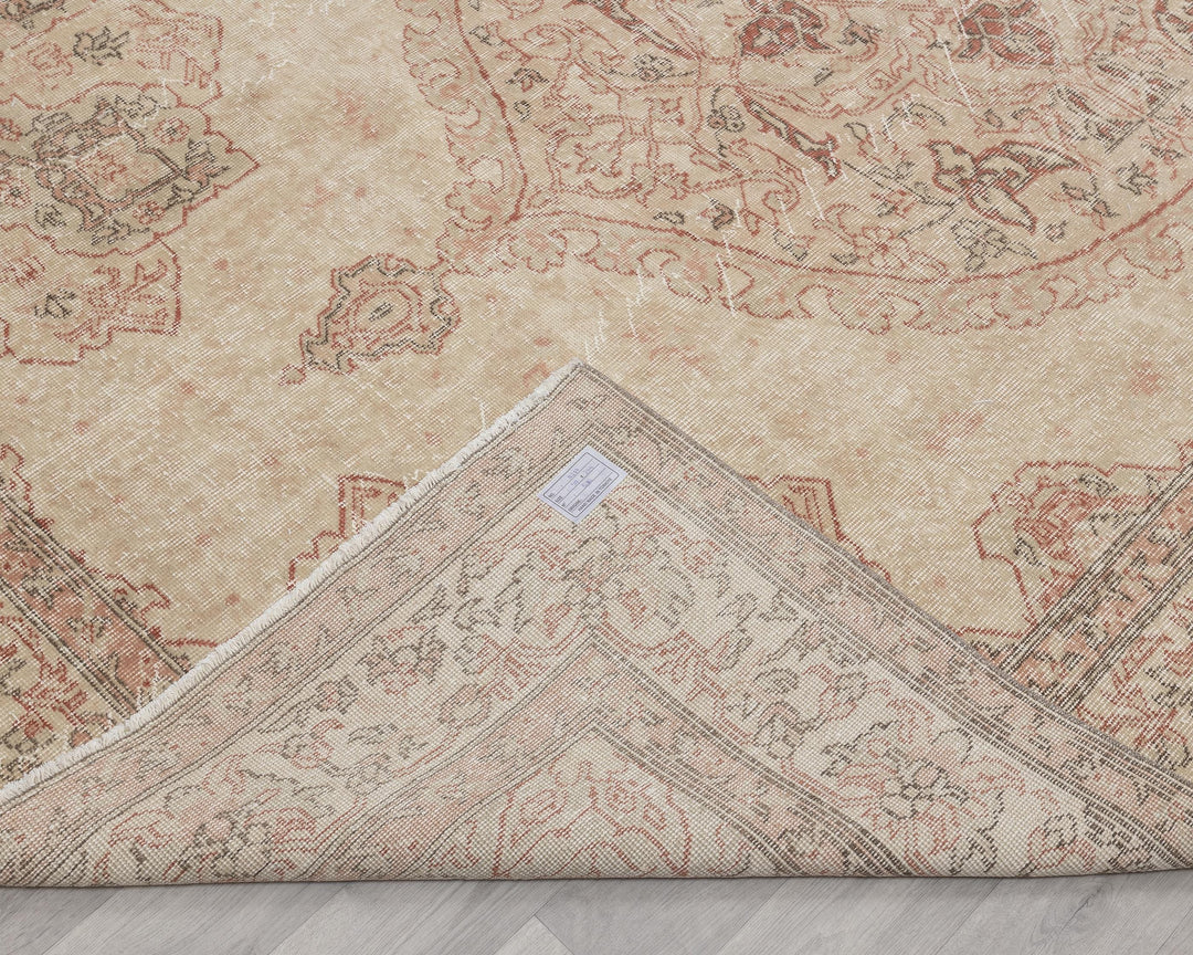 Faded Oushak Rug 6' 6" x 9' 8" | No. VR80615