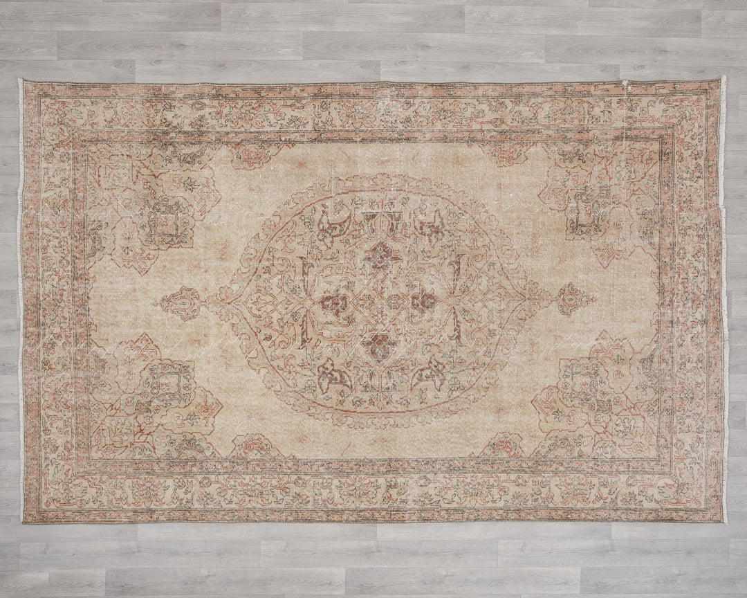 Faded Oushak Rug 6' 6" x 9' 8" | No. VR80615