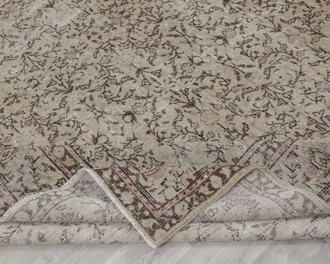 Oushak Rug 6' 4" x 9' 4" | No. VR65907
