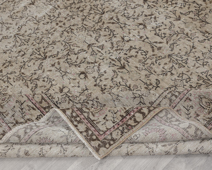 Oushak Rug 6' 4" x 9' 4" | No. VR65907