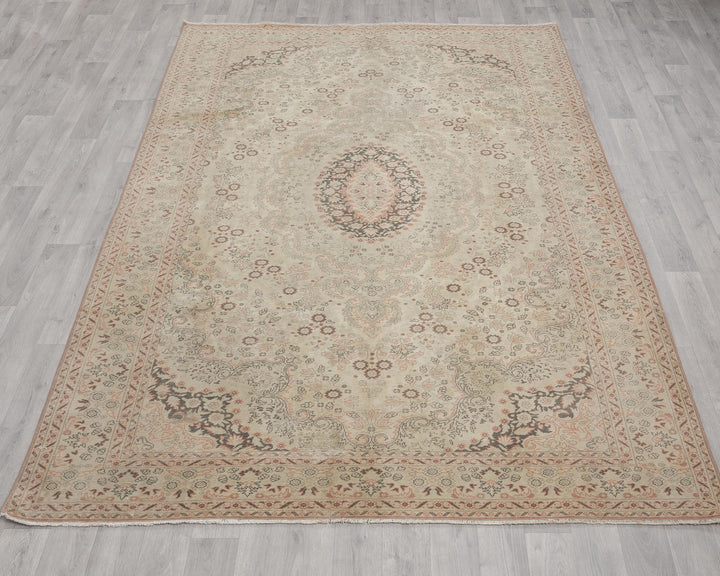 Oushak Rug 6' 5" x 9' 3" | No. VR11008