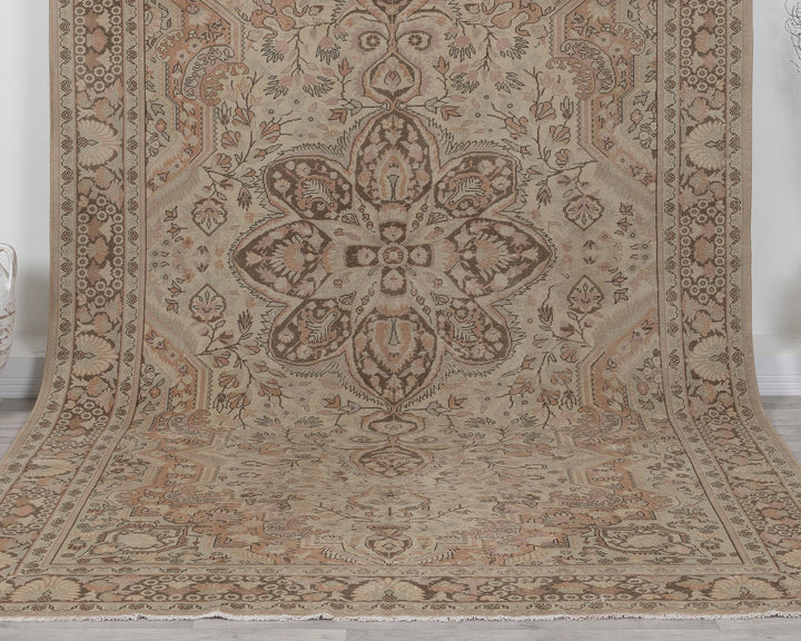 Pastel Oushak Rug 6' 5" x 9' 5" | No. VR59877