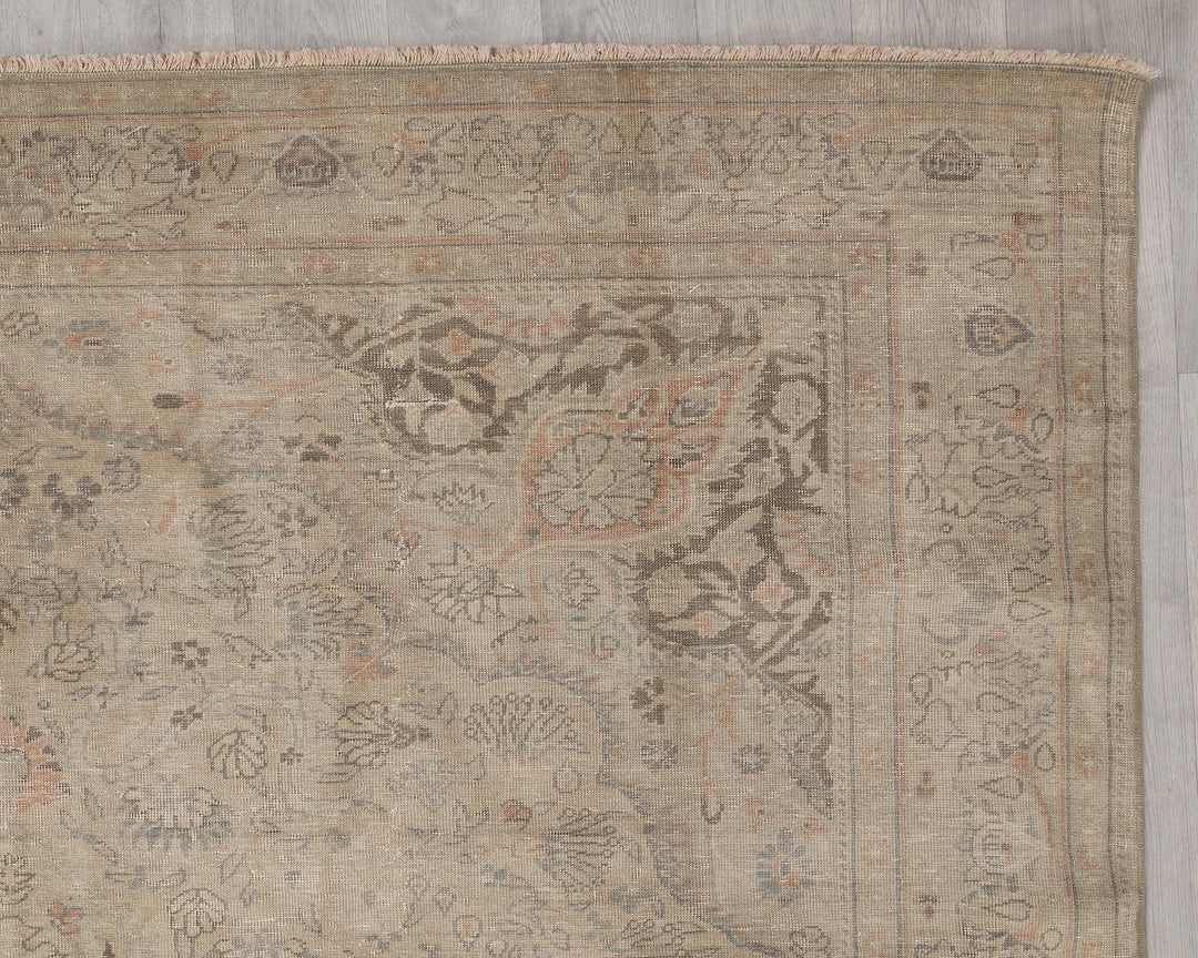 Faded Oushak Rug 6' 5" x 9' 5" | No. VR69097