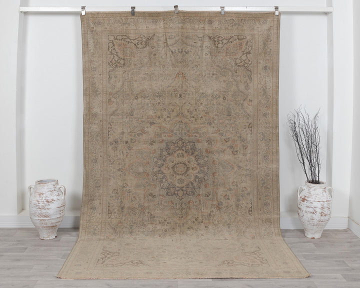 Faded Oushak Rug 6' 5" x 9' 5" | No. VR69097