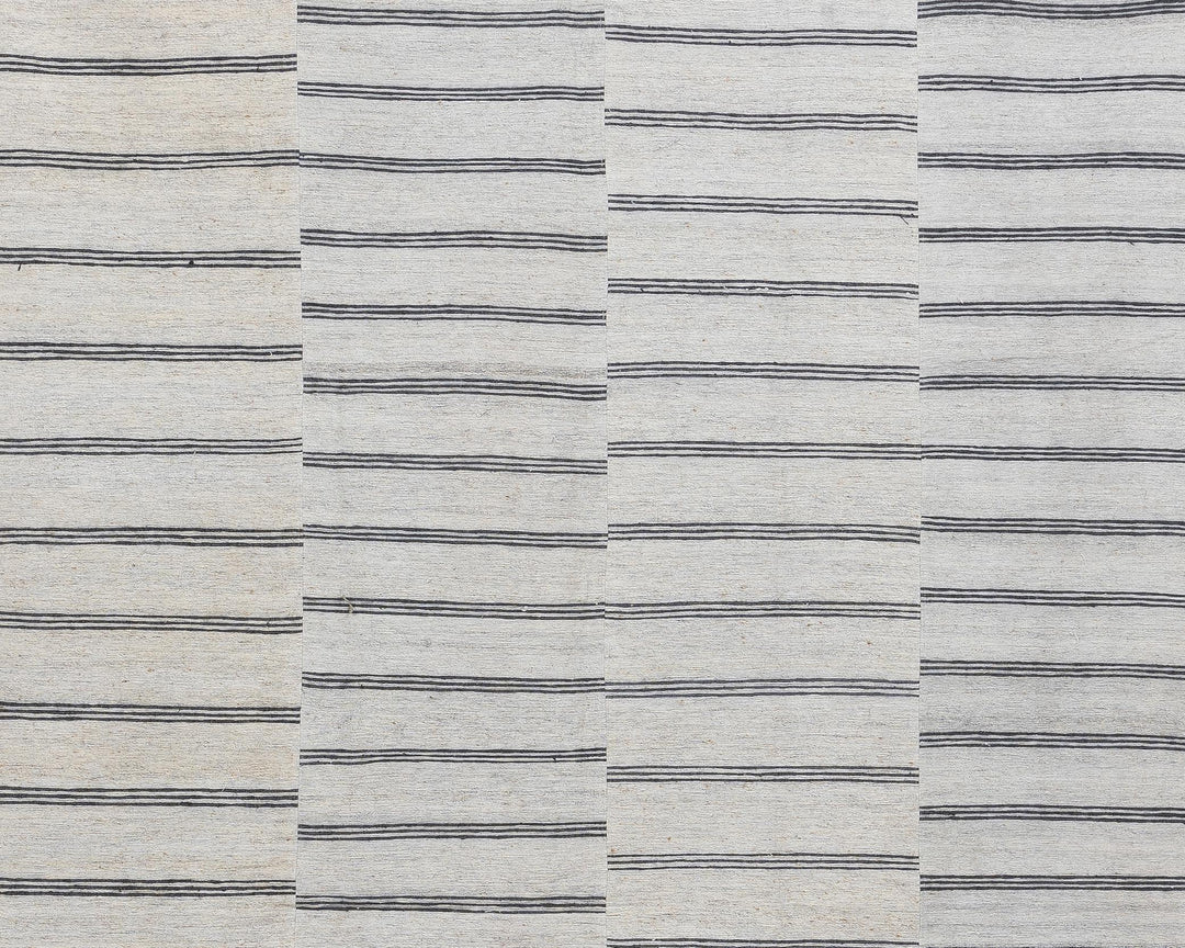 Faded Kilim Rug 7' 7" x 11' 6" | No. VR49689