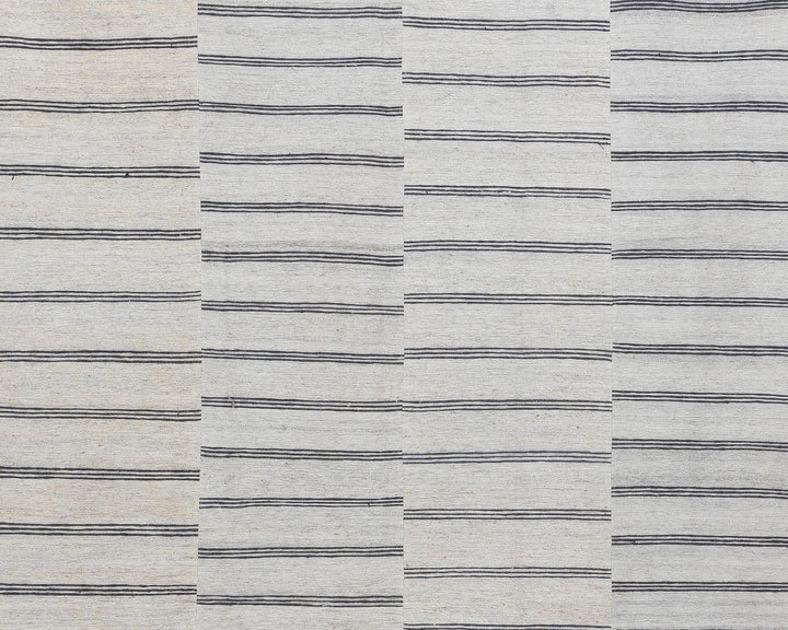 Faded Kilim Rug 7' 7" x 11' 6" | No. VR49689