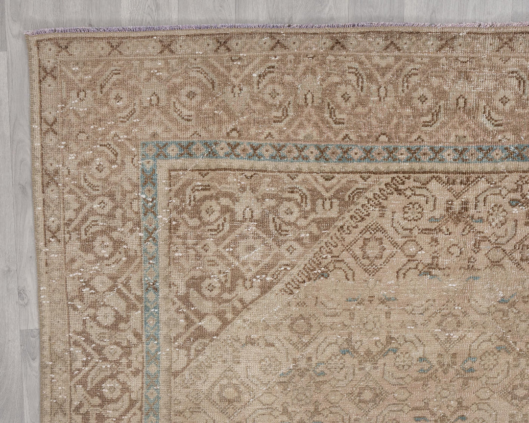 Beige Oushak Rug 6' 9" x 9' 8" | No. VR47879