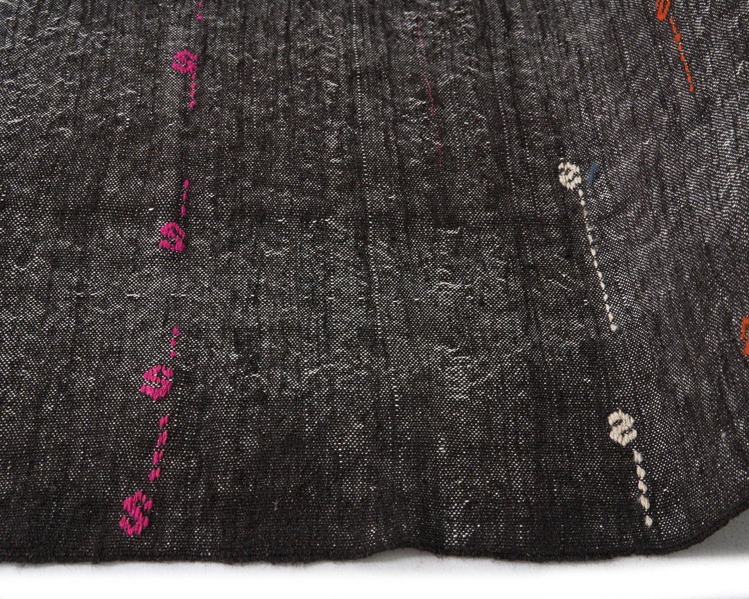 Brown Kilim Rug 10' 6" x 7' 9" | No. VR85893