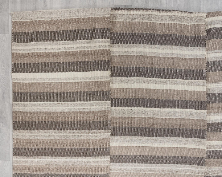 Brown Kilim Rug 9' x 13' 3" | No. VR54929