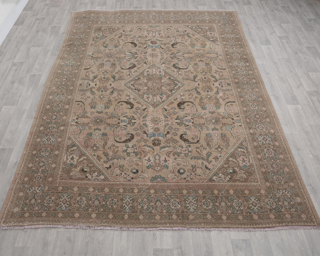 Neutral Oushak Rug 7' 1" x 10' 1" | No. VR55871
