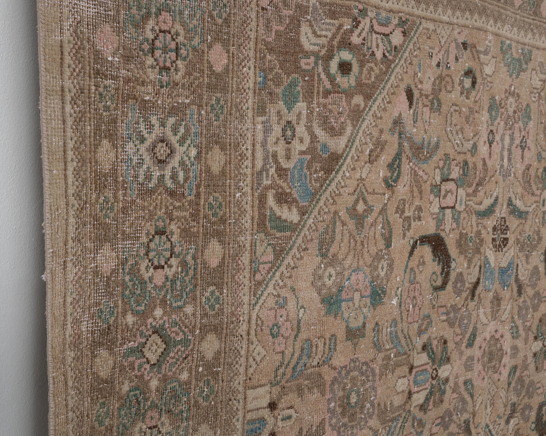 Neutral Oushak Rug 7' 1" x 10' 1" | No. VR55871