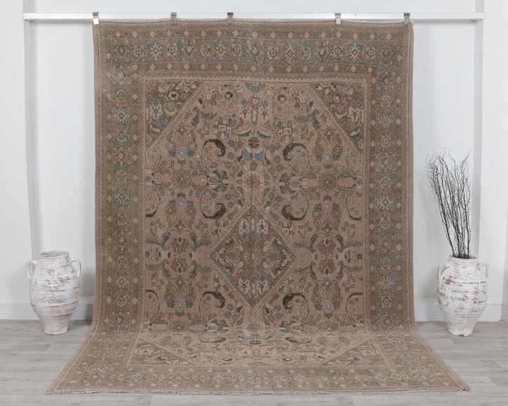 Neutral Oushak Rug 7' 1" x 10' 1" | No. VR55871