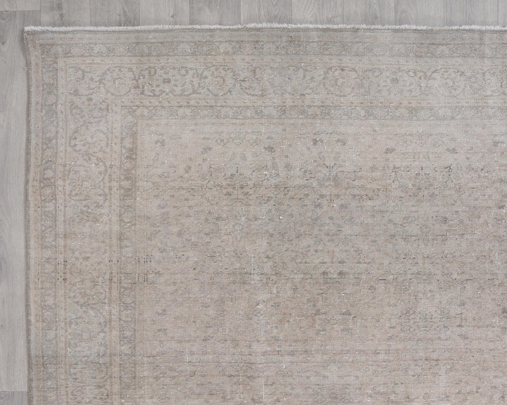 Beige Oushak Rug 8' x 11' | No. VR10020