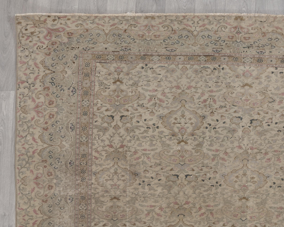 Neutral Vintage Turkish Rug 8' x 11' 7" | No. VR61242