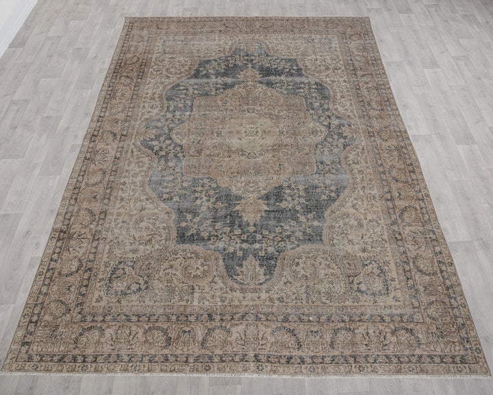 Blue Oushak Rug 8' x 11' 2" | No. VR49803