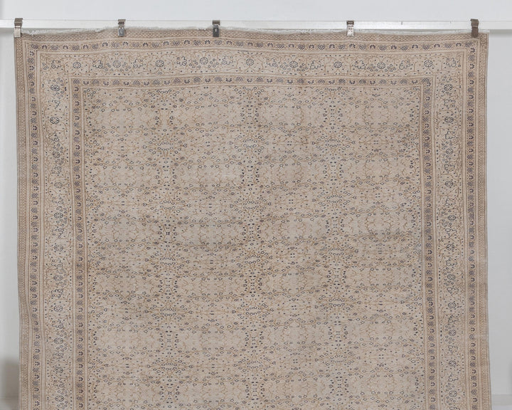 Neutral Oushak Rug 8' 1" x 11' | No. VR13150