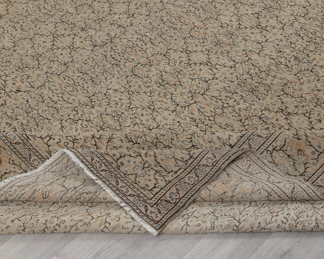 Faded Oushak Rug 8' 10" x 13' 4" | No. VR78980