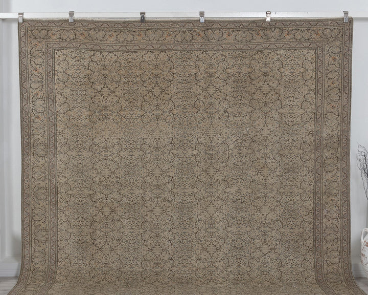 Faded Oushak Rug 8' 10" x 13' 4" | No. VR78980