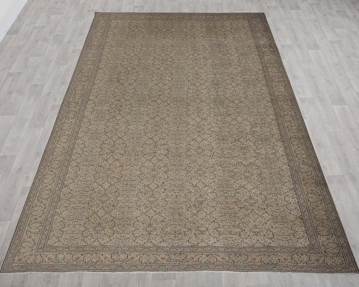 Faded Oushak Rug 8' 10" x 13' 4" | No. VR78980