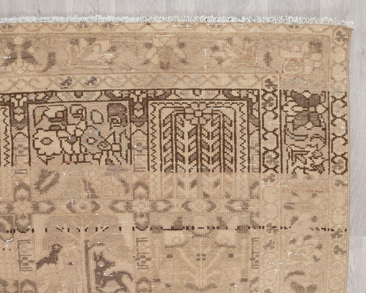 Faded Oushak Rug 5' 2" x 7' 8" | No. VR45442