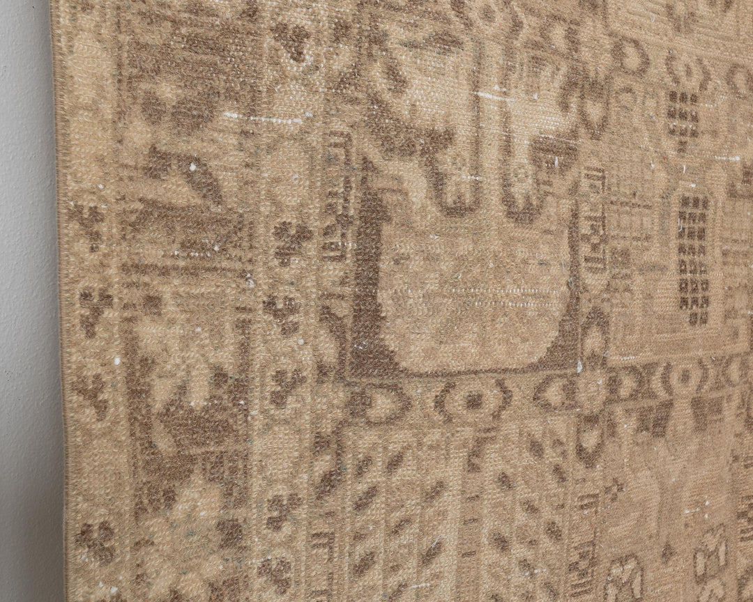 Faded Oushak Rug 5' 2" x 7' 8" | No. VR45442
