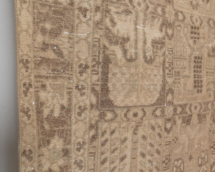 Faded Oushak Rug 5' 2" x 7' 8" | No. VR45442