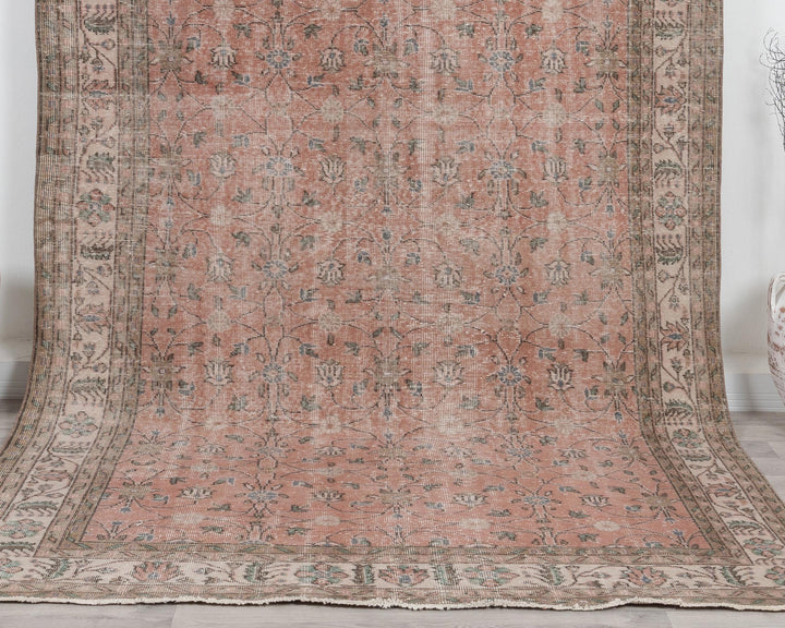 Pink Oushak Rug 6' 7" x 10' 1" | No. VR63044