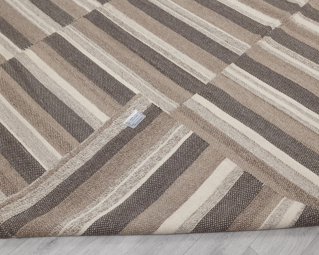 Brown Kilim Rug 9' x 13' 3" | No. VR54929