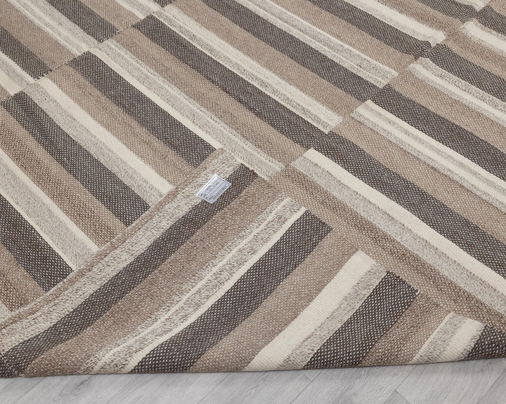 Brown Kilim Rug 9' x 13' 3" | No. VR54929