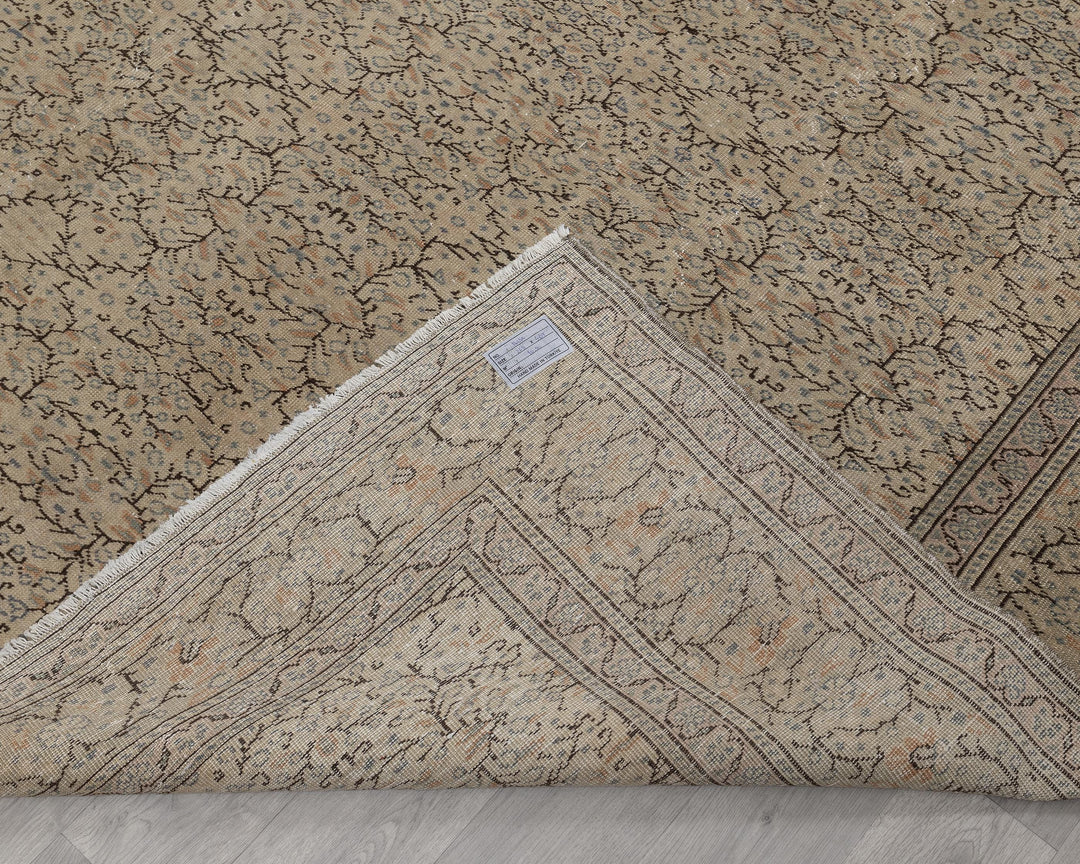 Faded Oushak Rug 8' 10" x 13' 4" | No. VR78980