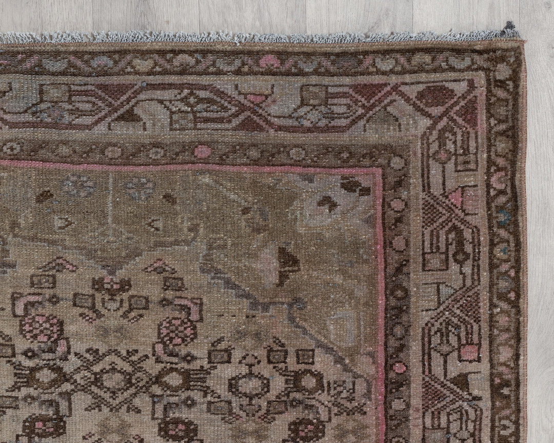 Runner Rug 3' 4" x 10' 2" | No. VR45533