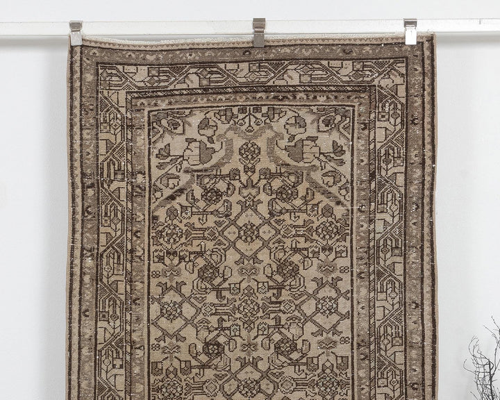Runner Rug 3' 10" x 10' 2" | No. VR19606