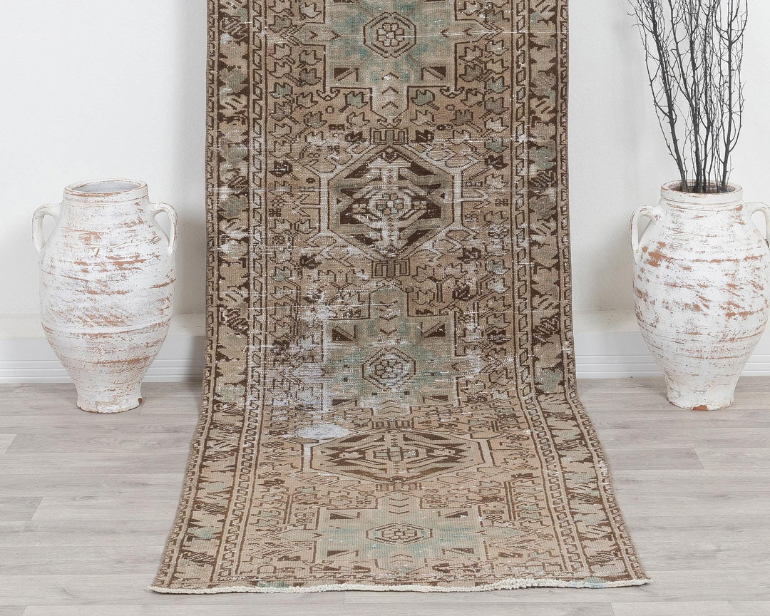 Neutral Runner Rug 2' 11" x 10' 2" | No. VR92397