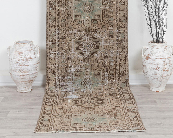 Neutral Runner Rug 2' 11" x 10' 2" | No. VR92397