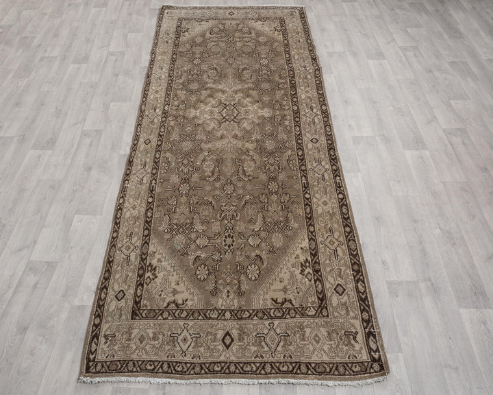 Runner Rug 3' 8" x 10' 10" | No. VR74509