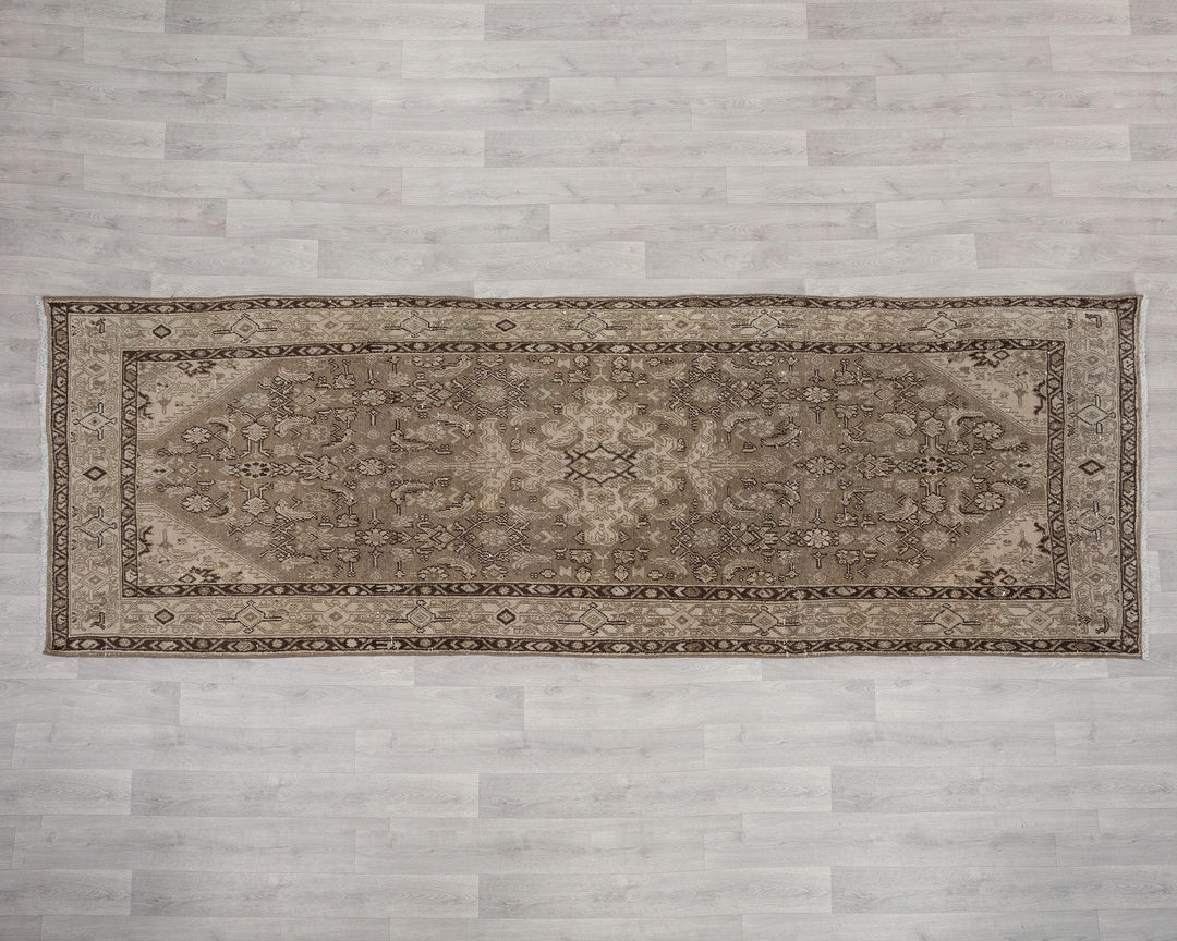 Runner Rug 3' 8" x 10' 10" | No. VR74509
