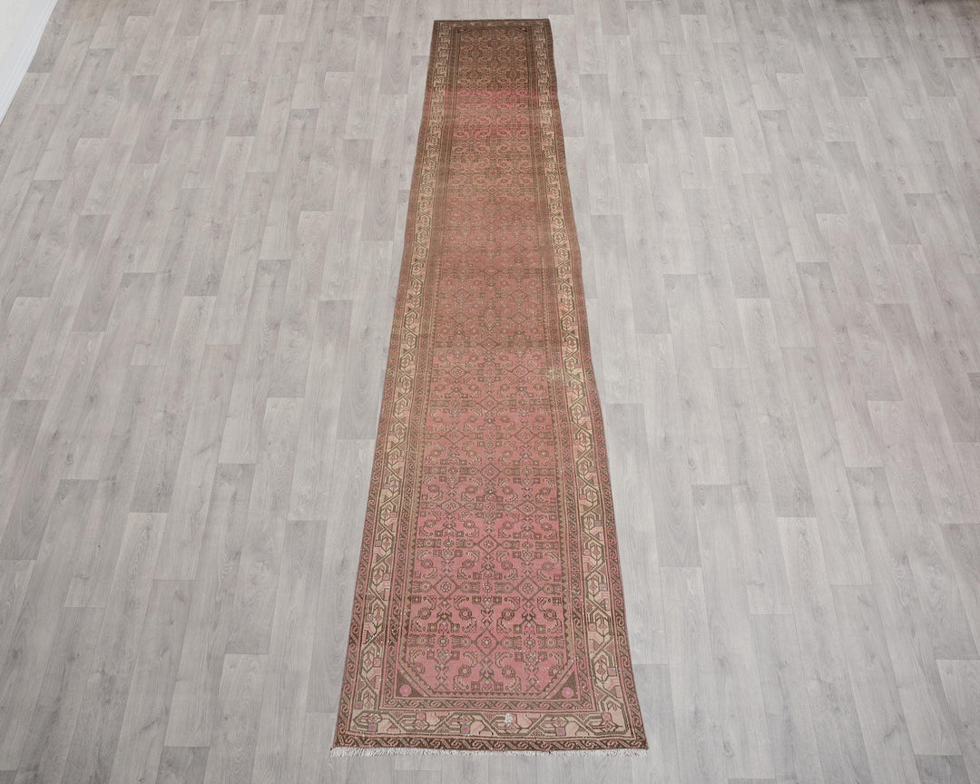 Runner Rug 3' 3" x 17' 5" | No. VR70277